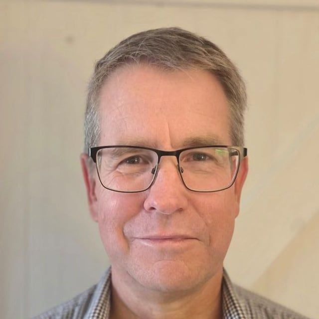 Dr Andre Nadler