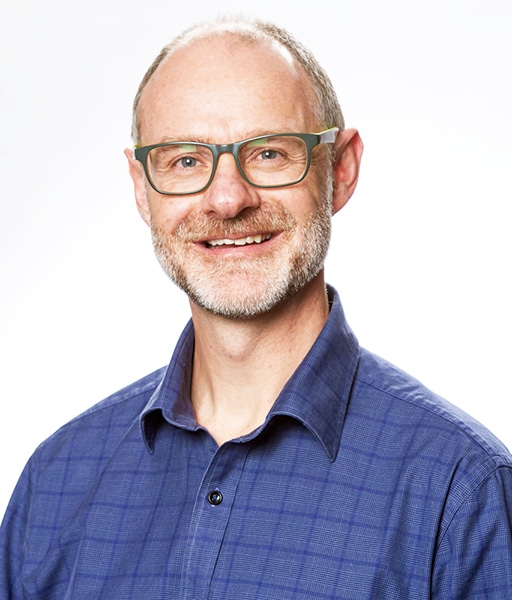 Dr Cameron Martin